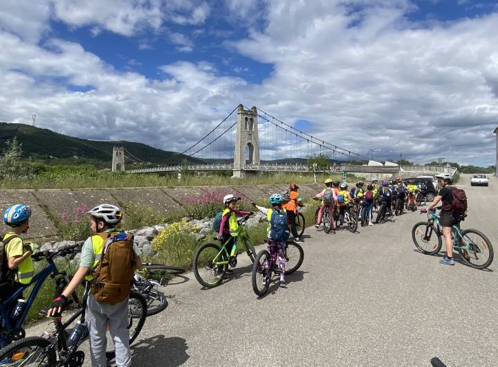 Voyage à vélo en Ardèche des CM1/CM2 de l'école des Éterlous du 21 au 24 mai 2024 ​