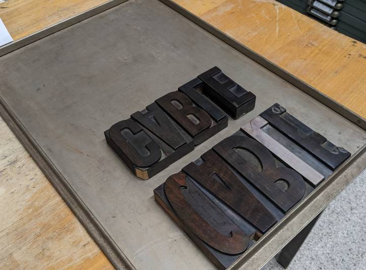 Atelier de typographie et de gravure réalisé par les CM2 le 13/06/2024 - Marie-Anaïs Lien