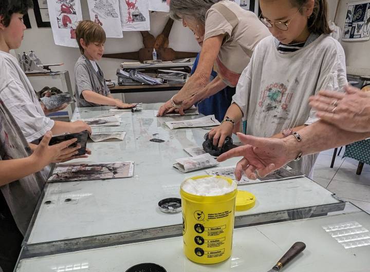 Atelier de typographie et de gravure réalisé par les CM2 le 13/06/2024 - Marie-Anaïs Lien