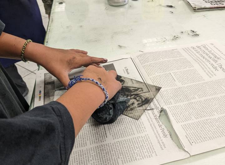 Atelier de typographie et de gravure réalisé par les CM2 le 13/06/2024 - Marie-Anaïs Lien