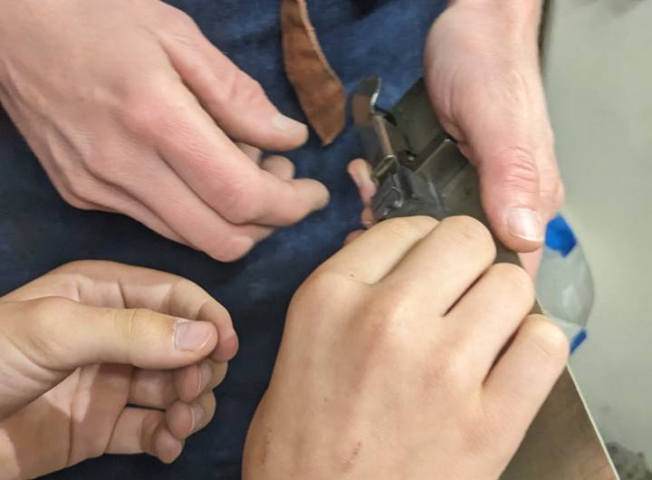 Atelier de typographie et de gravure réalisé par les CM2 le 13/06/2024 - Marie-Anaïs Lien