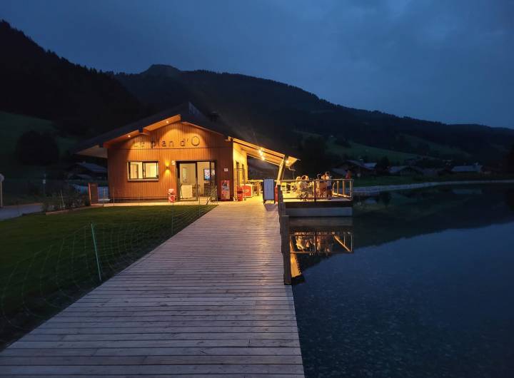 Plan d'eau/lac : snack Le Plan d'Ô le 20 juin 2024 - Marie-Anaïs Lien