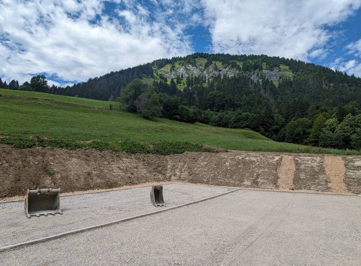 Parking de la Tonnaz en cours d’aménagement le 11 juillet 2024 - Marie-Anaïs Lien