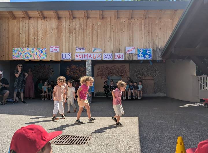 Fête de l'école maternelle privée Saint-Joseph - Marie-Anaïs Lien
