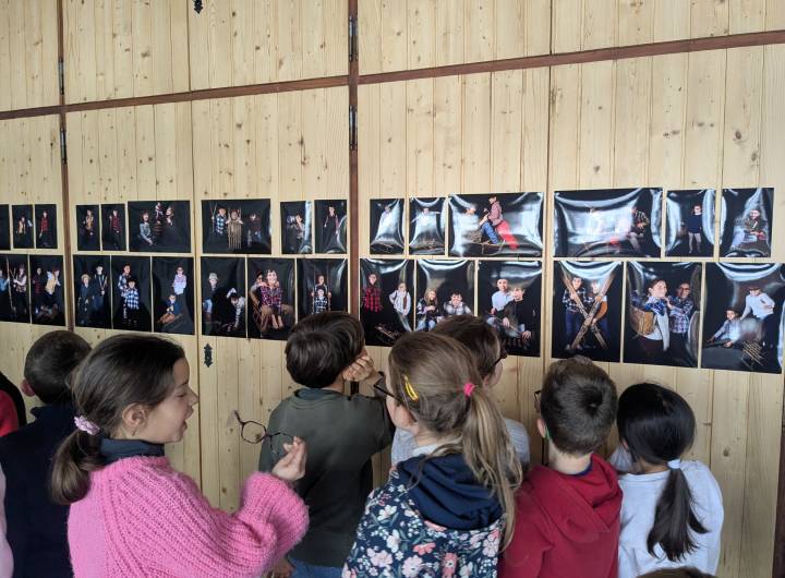 Expos "Les Éterlous dans les pas de leurs anciens" + "Les îlots veilleurs" de Margaux Meurisse et des élèves de Praz de février 2026 - Marie-Anaïs Lien