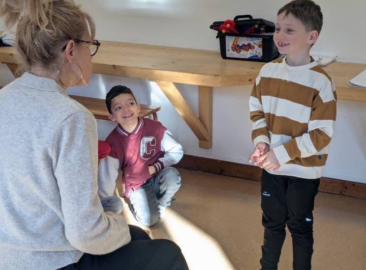 6e séance de théâtre sur 10 avec Barbara Banos le 26/02/2026 - créneau des CE1/CM1 - Marie-Anaïs Lien