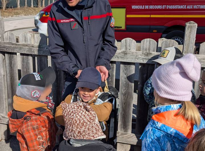 Intervention des pompiers à l'école maternelle Saint-Joseph de Praz-sur-Arly le 24/03/2026 - Marie-Anaïs Lien