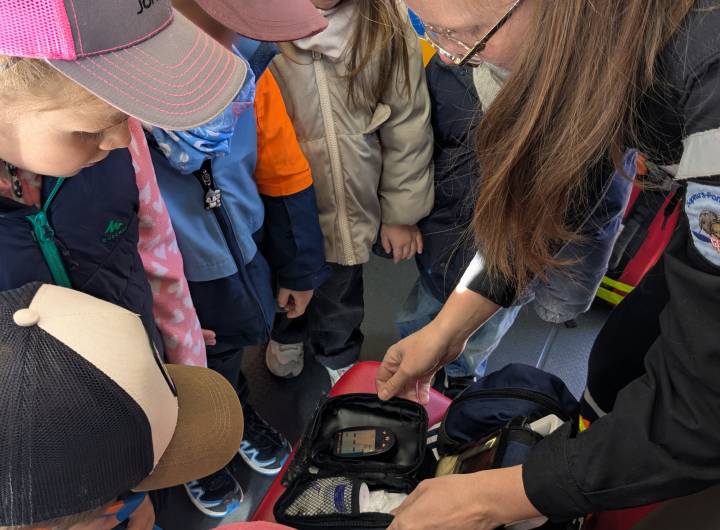 Intervention des pompiers à l'école maternelle Saint-Joseph de Praz-sur-Arly le 24/03/2026 - Marie-Anaïs Lien