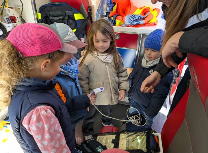 Intervention des pompiers à l'école maternelle Saint-Joseph de Praz-sur-Arly le 24/03/2026 - Marie-Anaïs Lien