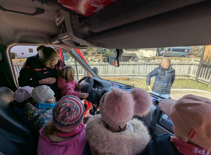 Intervention des pompiers à l'école maternelle Saint-Joseph de Praz-sur-Arly le 24/03/2026 - Marie-Anaïs Lien