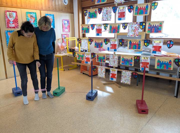 Jeux de société et activités motrices de coopération à l'école maternelle Saint-Joseph de Praz-sur-Arly le 26/03/2026 - Marie-Anaïs Lien