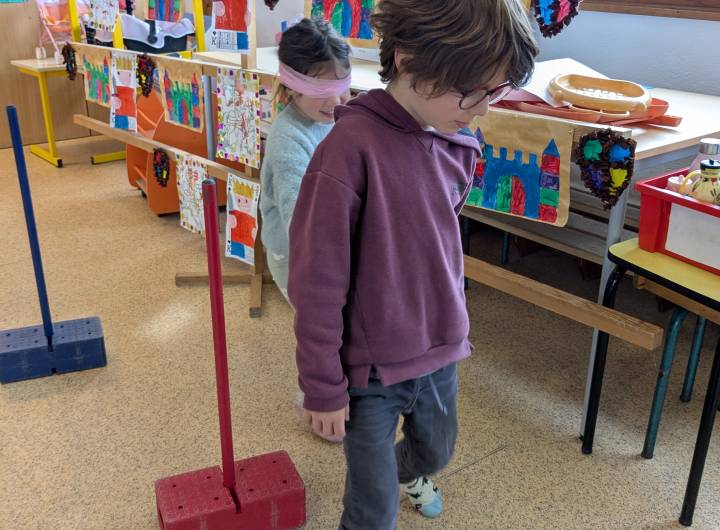 Jeux de société et activités motrices de coopération à l'école maternelle Saint-Joseph de Praz-sur-Arly le 26/03/2026 - Marie-Anaïs Lien