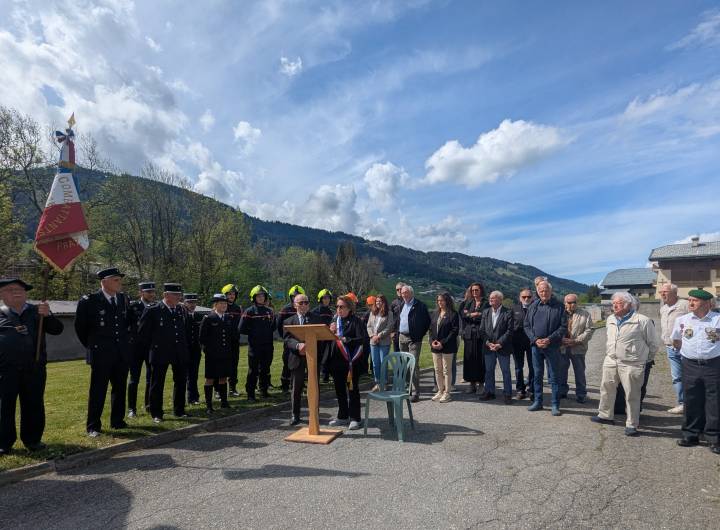 Un grand merci aux anciens combattants, aux gendarmes, aux sapeurs-pompiers, aux élus et à l'Union nationale des combattants pour leur présence - Marie-Anaïs Lien