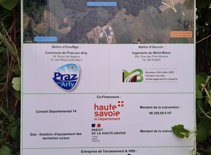 Panneau de chantier - Création d'une piste d'accès au réservoir de la Côte le 10/09/2026 - Olivier Perrin