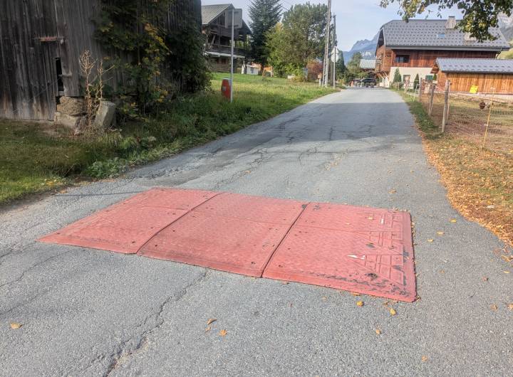 État de la route des Nards avant les travaux prévus du 1er au 9 octobre 2026 - Marie-Anaïs Lien
