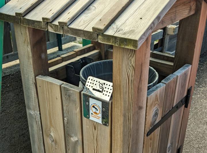 Lutte contre le jet sauvage de mégots de cigarette : cendriers et éteignoirs - Marie-Anaïs Lien