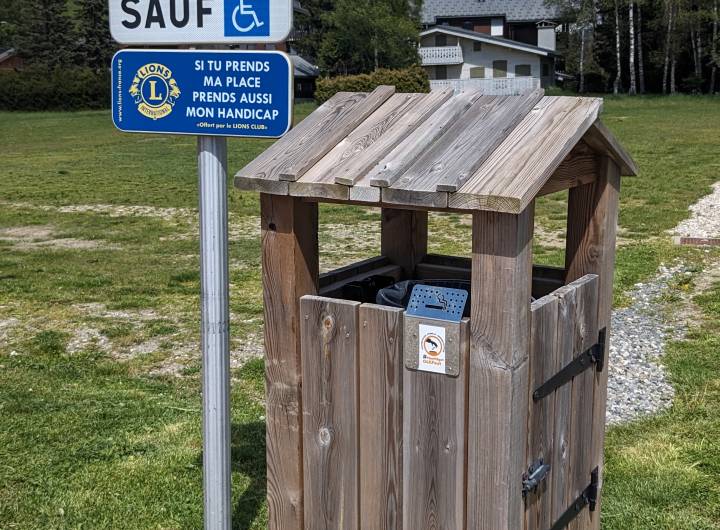 Lutte contre le jet sauvage de mégots de cigarette : cendriers et éteignoirs - Marie-Anaïs Lien