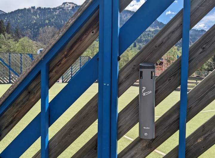 Lutte contre le jet sauvage de mégots de cigarette : cendriers et éteignoirs - Marie-Anaïs Lien