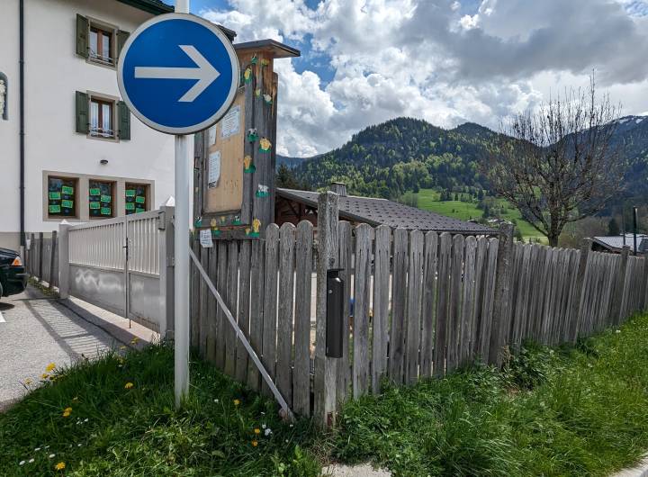 Lutte contre le jet sauvage de mégots de cigarette : cendriers et éteignoirs - Marie-Anaïs Lien