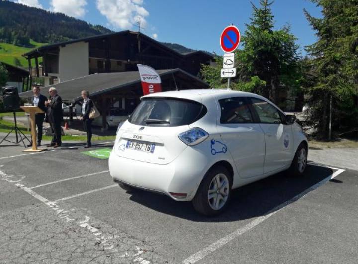 Inauguration de la borne électrique pour VAE, le 2 juin 2018