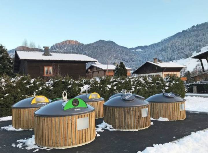 Point de collecte des ordures ménagères