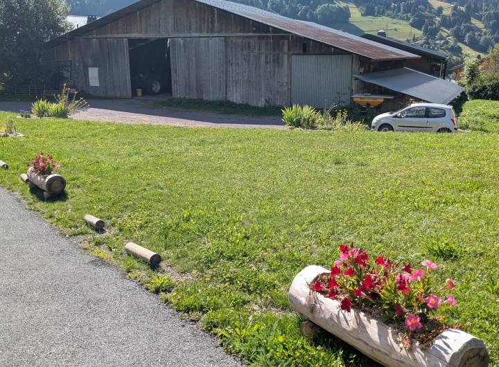 Concours des maisons fleuries 2025, catégorie « Copropriétés » - Marie-Anaïs Lien