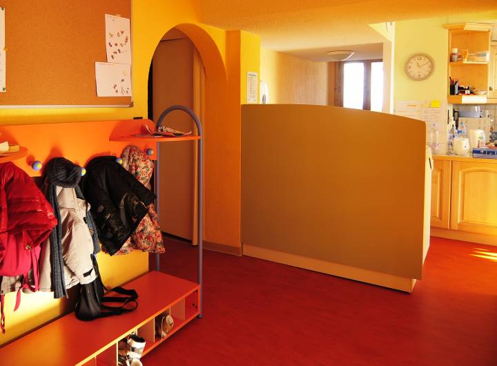 Accès au 1er étage de la crèche