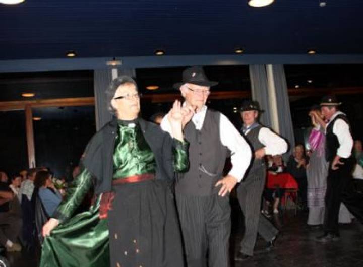 Les communes de PsA et Roscoff ont officialisé leur jumelage et découvert des centres d'intérêt locaux du 29 avril au 1er mai 2011.