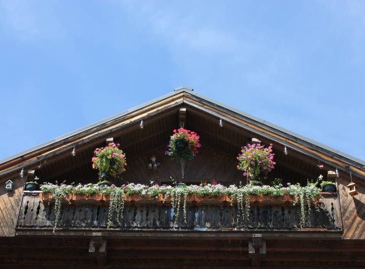 Concours des maisons fleuries 2023 : catégorie &quot;Balcon&quot; - Solange Cooke