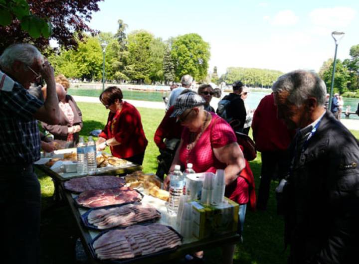 Les communes de PsA et Roscoff ont officialisé leur jumelage et découvert des centres d'intérêt locaux du 29 avril au 1er mai 2011.