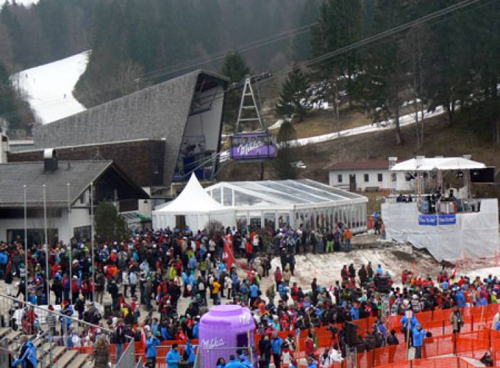 Fête du retour du champion du monde par équipe, Thomas Fanara, le 22 février 2011