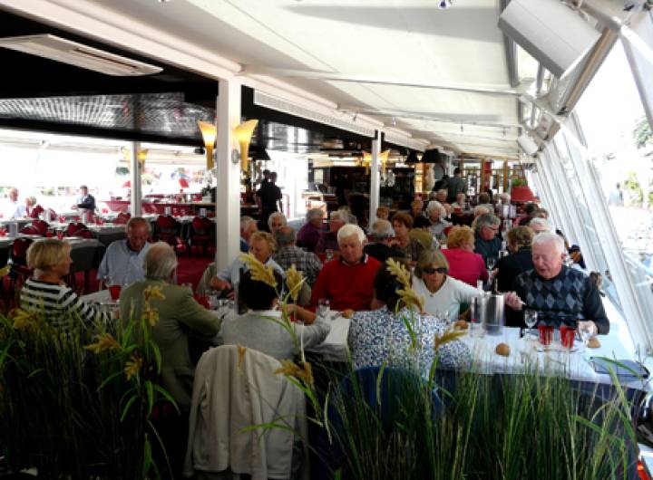 Sortie des Anciens : déjeuner sur le lac et visite de la ville d'Annecy le 13 septembre 2012