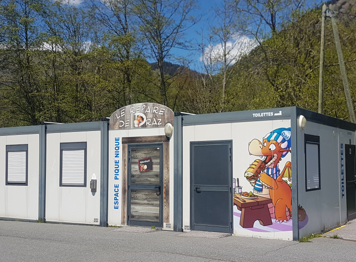 Salle hors-sac vue de l'extérieur - Marie-Anaïs Lien