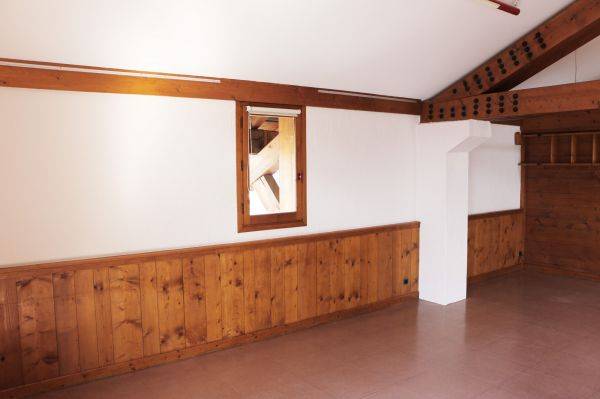 Intérieur de la Maison de la montagne repeint en mars 2020