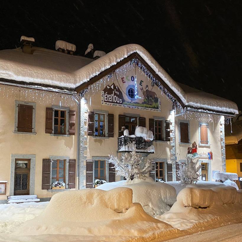 École élémentaire des Éterlous le 19/12/2021 - Yann Jaccaz