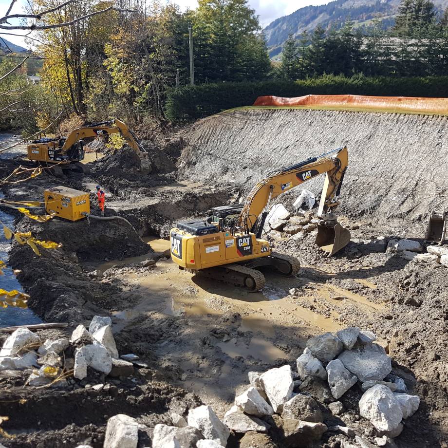 Sécurisation du réseau d'eau potable sous le pont de l’Île en octobre 2022 - Marie-Anaïs Lien