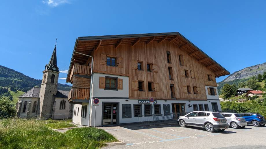 Chalet Sylvand : 12 logements aidés et un pôle médical - Marie-Anaïs Lien