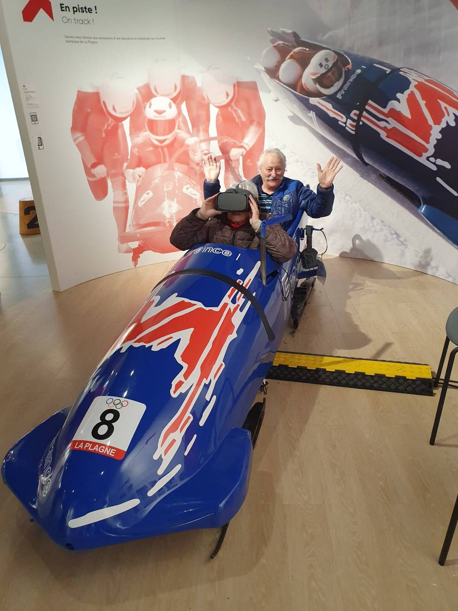 Séance d’essai de bobsleigh au Tremplin 92 : attention les gars, accrochez-vous ! - Maryse Briffaz