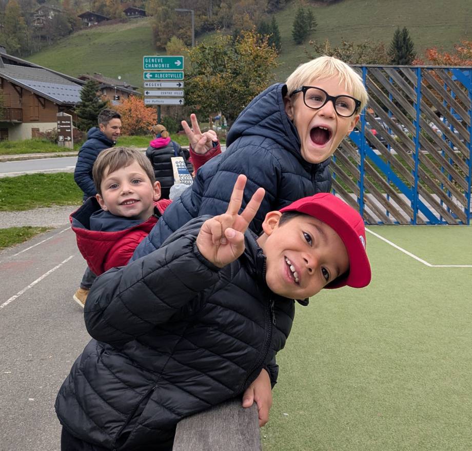 Le cross laissera de bons souvenirs aux enfants. Bonne humeur garantie ! © Marie-Anaïs Lien