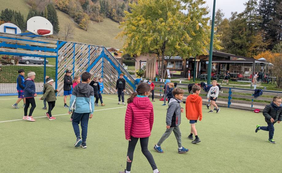 Rien de tel qu’un épervier ou un Jacques a dit pour échauffer les guibolles avant le top départ ! - Marie-Anaïs Lien