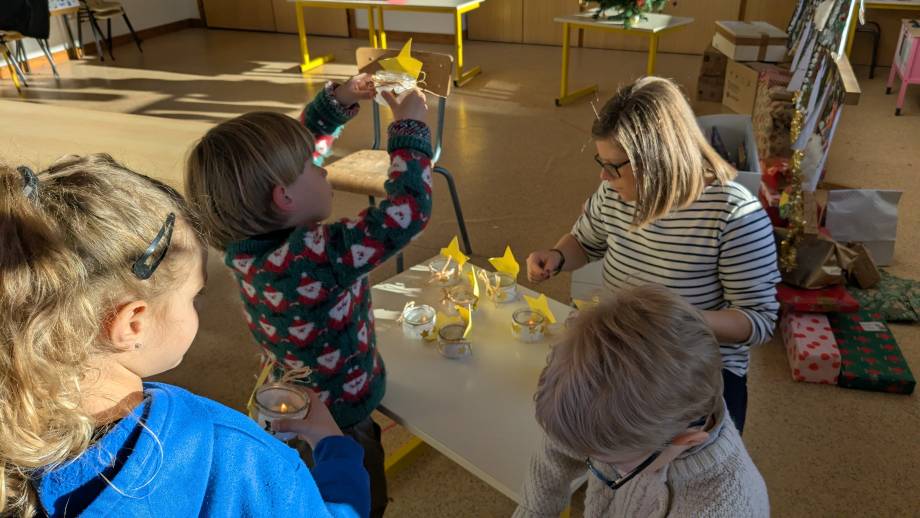 Célébration de Noël à l'école maternelle le 12/12/2025 - Marie-Anaïs Lien