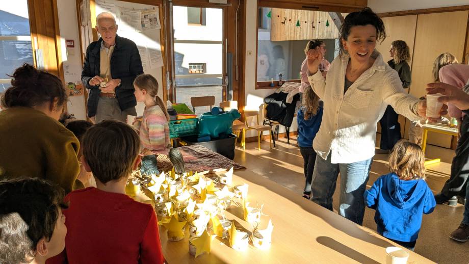 Célébration de Noël à l'école maternelle le 12/12/2025 - Marie-Anaïs Lien