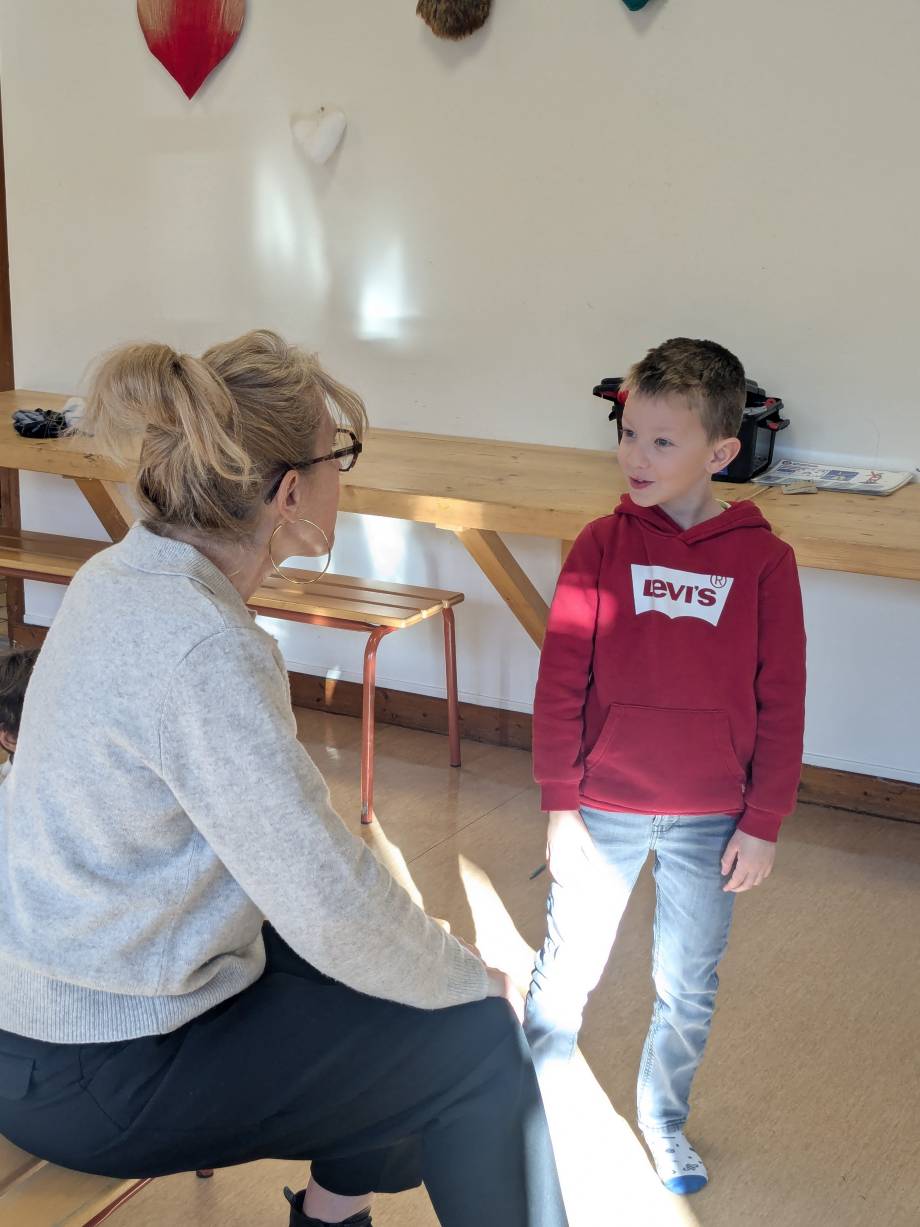 6e séance de théâtre sur 10 avec Barbara Banos le 26/02/2026 - créneau des CE1/CM1 - Marie-Anaïs Lien