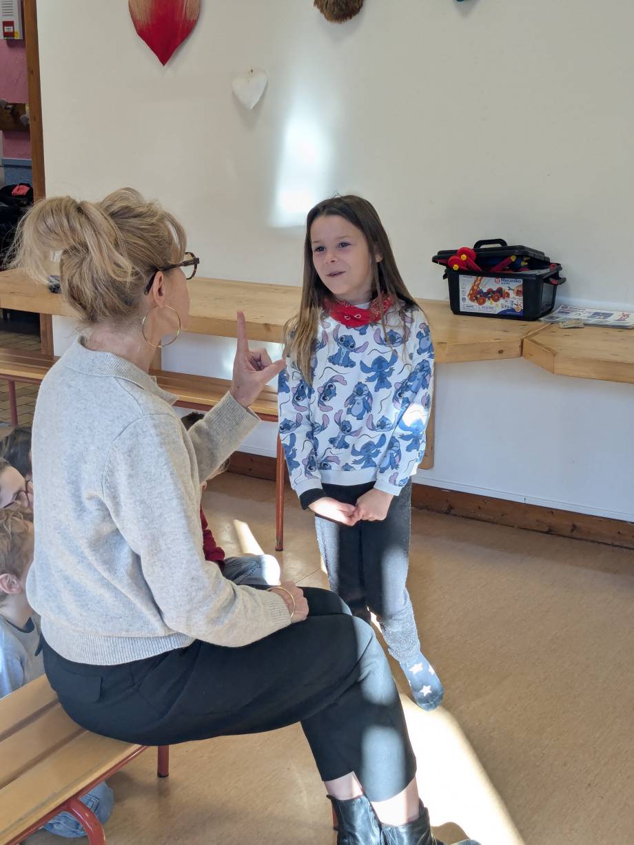 6e séance de théâtre sur 10 avec Barbara Banos le 26/02/2026 - créneau des CE1/CM1 - Marie-Anaïs Lien