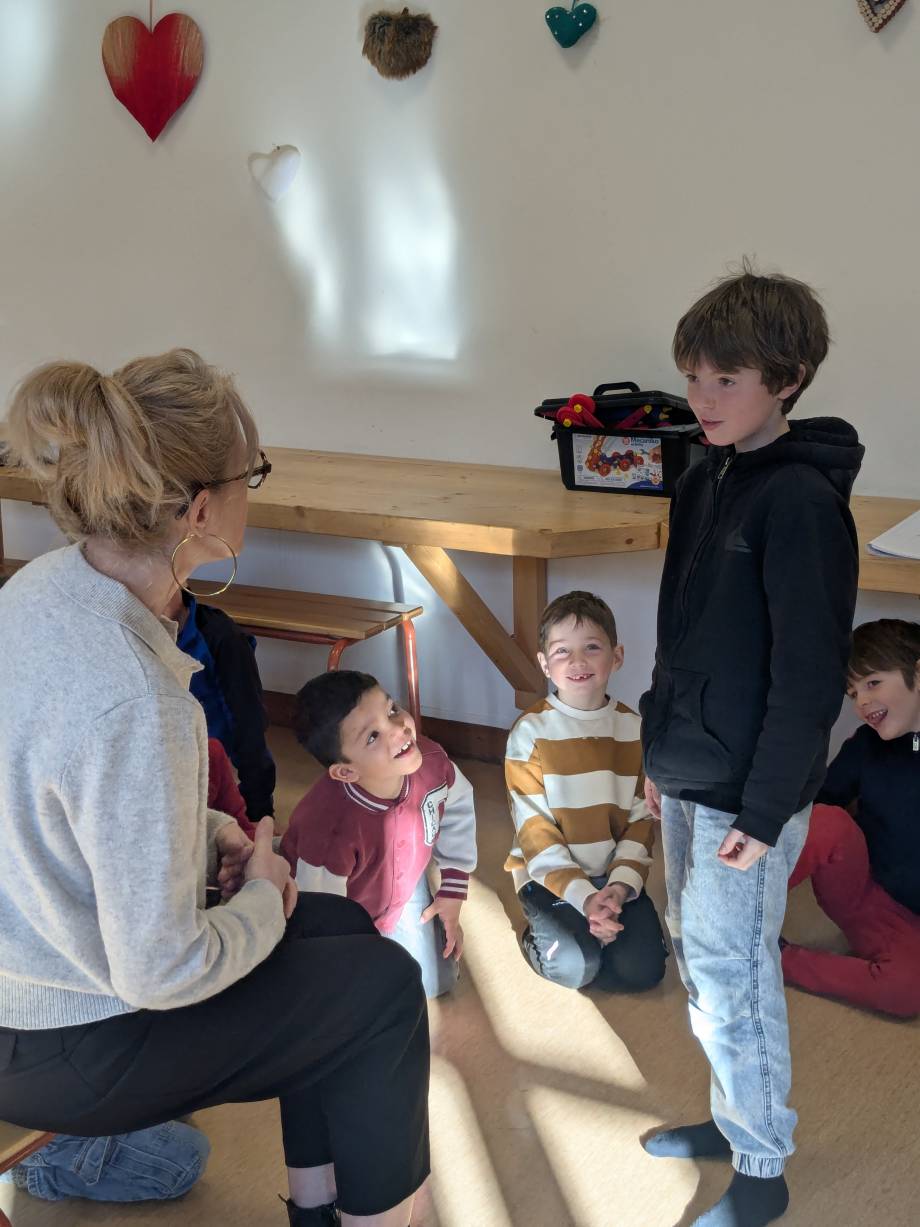 6e séance de théâtre sur 10 avec Barbara Banos le 26/02/2026 - créneau des CE1/CM1 - Marie-Anaïs Lien