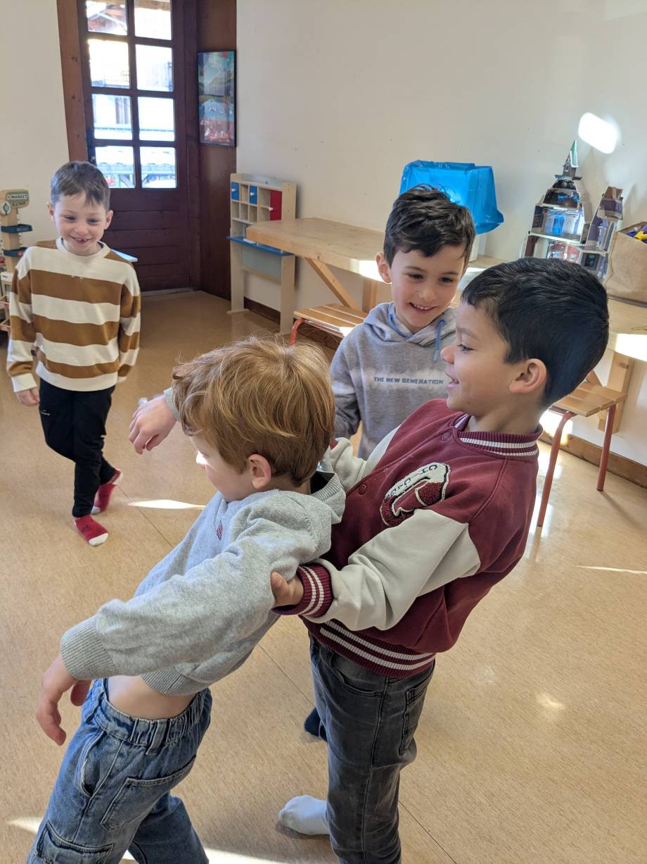 6e séance de théâtre sur 10 avec Barbara Banos le 26/02/2026 - créneau des CE1/CM1 - Marie-Anaïs Lien