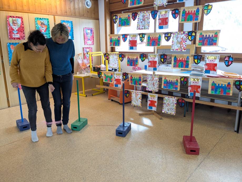 Jeux de société et activités motrices de coopération à l'école maternelle Saint-Joseph de Praz-sur-Arly le 26/03/2026 - Marie-Anaïs Lien