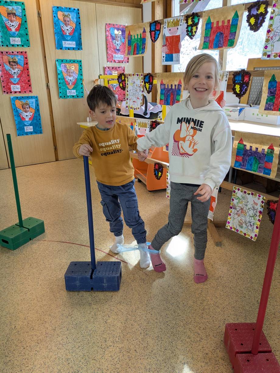 Jeux de société et activités motrices de coopération à l'école maternelle Saint-Joseph de Praz-sur-Arly le 26/03/2026 - Marie-Anaïs Lien