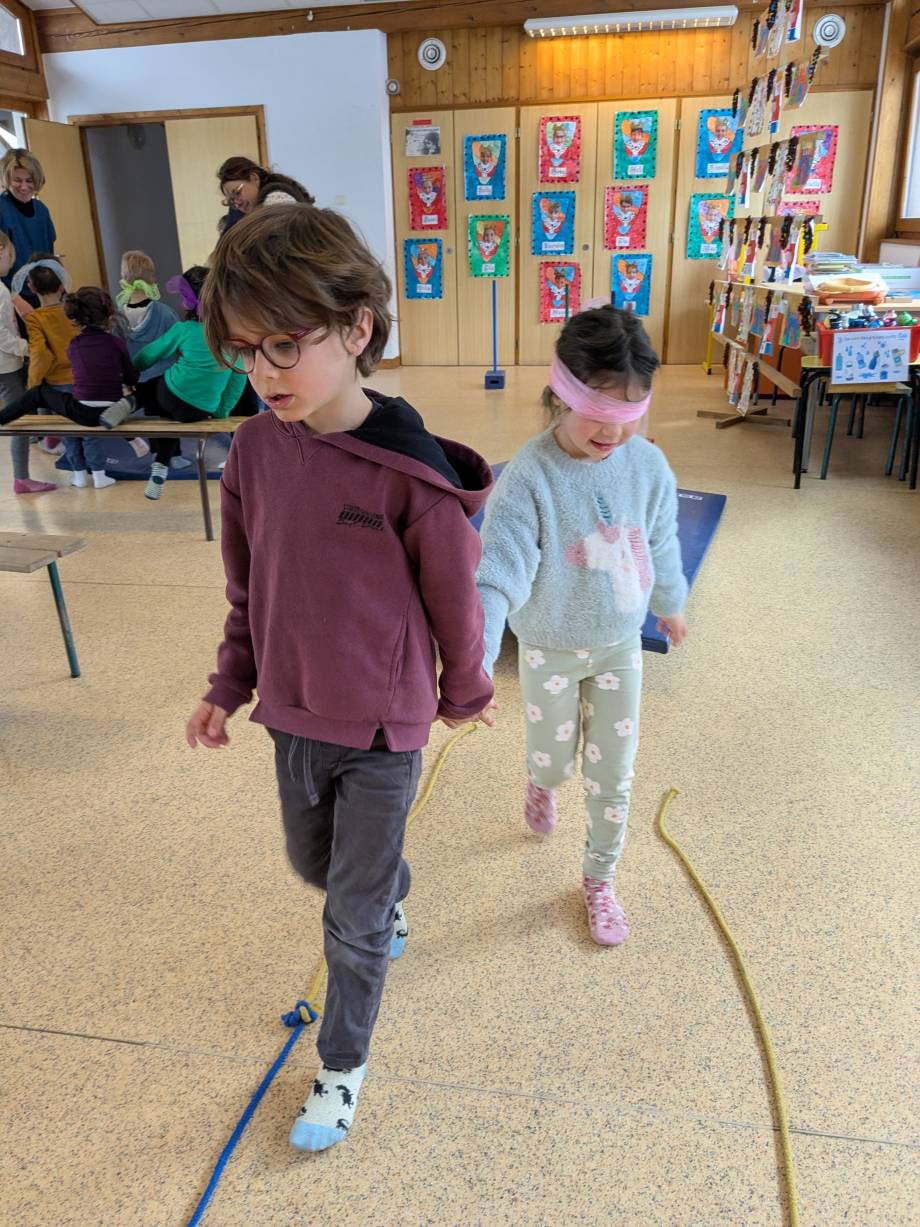 Jeux de société et activités motrices de coopération à l'école maternelle Saint-Joseph de Praz-sur-Arly le 26/03/2026 - Marie-Anaïs Lien