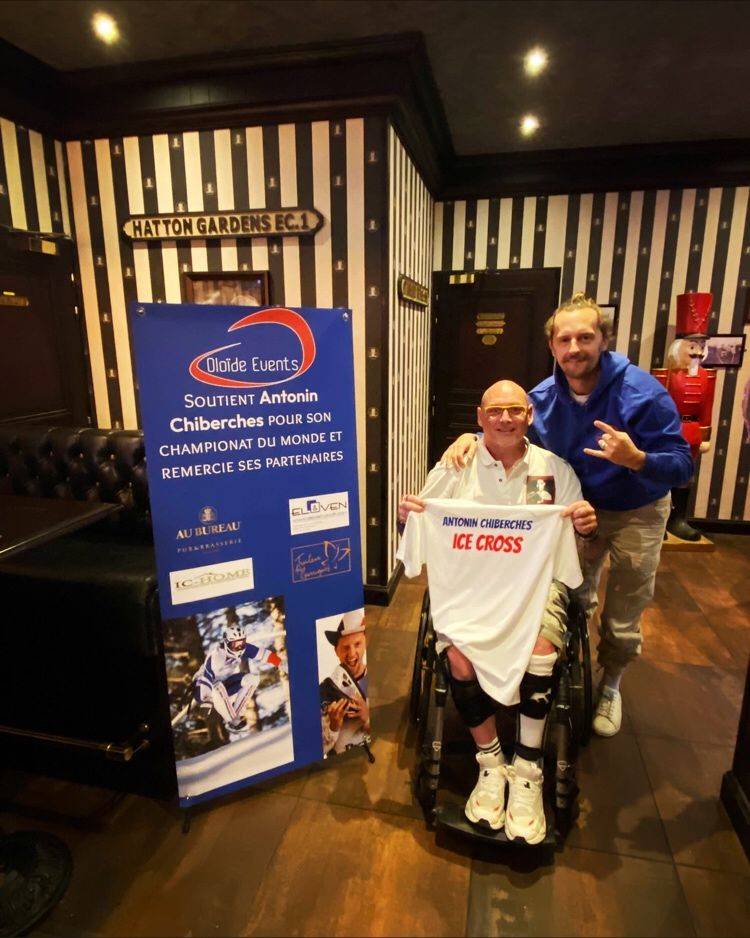 Aymeric Gosset et Antonin Chiberches après avoir rencontré les membres de l’association © Oloïde Events